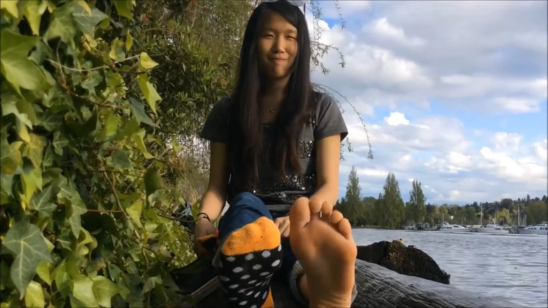 老片-亚裔眼镜妹09.mp4_snapshot_04.19.326.webp