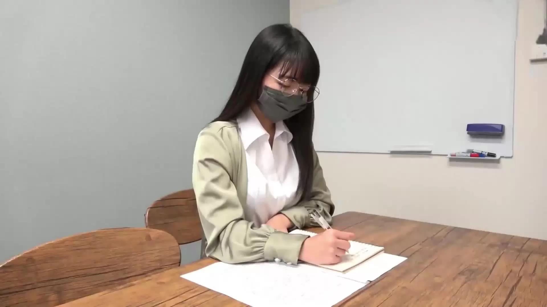 WAKA-001 実験1：働く女性をくすぐり好きにしてみた泉りおん_15_0.webp