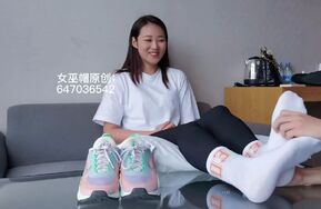 女巫帽 —013 悦悦（在线播）